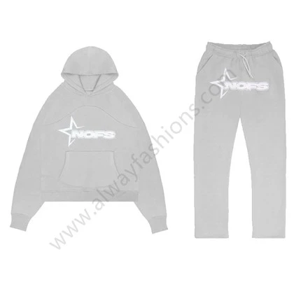 Conjunto sudadera cuello redondo y joggers